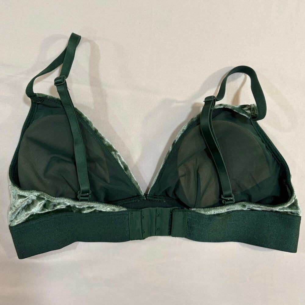 Victoria’s Secret PINK Green Crushed Velour Triangle Bra + 2 matching panties - Picture 3 of 7